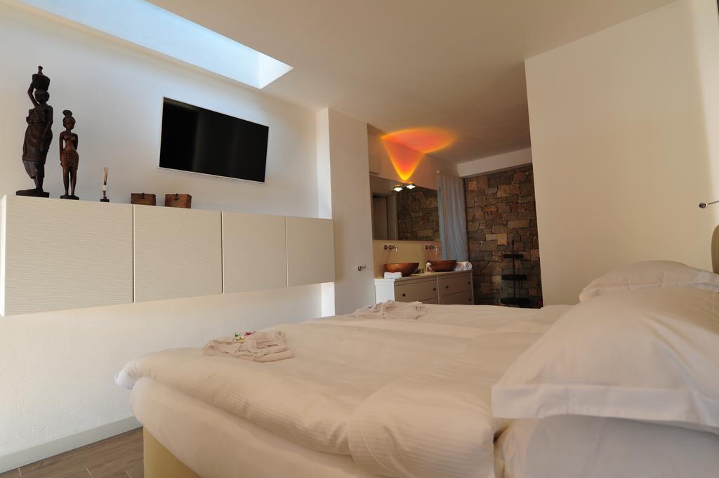 Zeno Suites San Zeno di Montagna Phòng bức ảnh