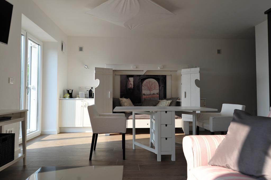 Zeno Suites San Zeno di Montagna Phòng bức ảnh